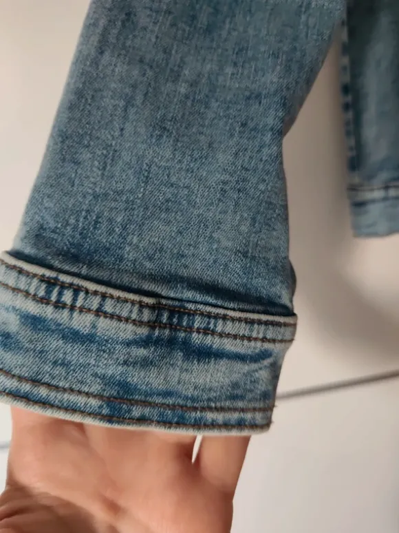 Orsay Jeansjacke im Used Look Gr. 38