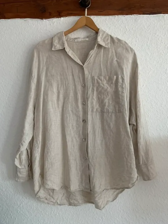 OYSHO Hemdbluse beige