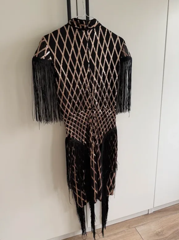 Paillettenkleid im 20er Jahre Look