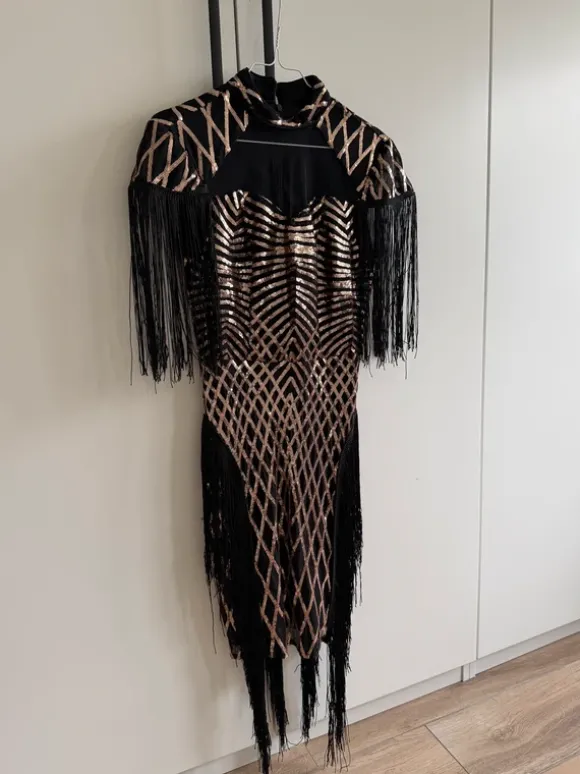 Paillettenkleid im 20er Jahre Look