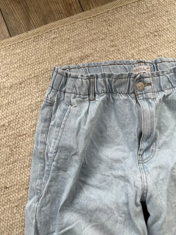 Paperback Jeans in hellem Blau