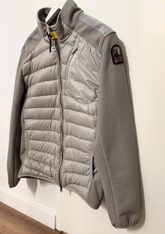 Parajumpers