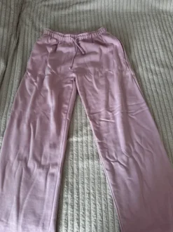 Pinke Jogginghose Pull&Bear