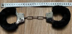 Plüsch-Handschellen