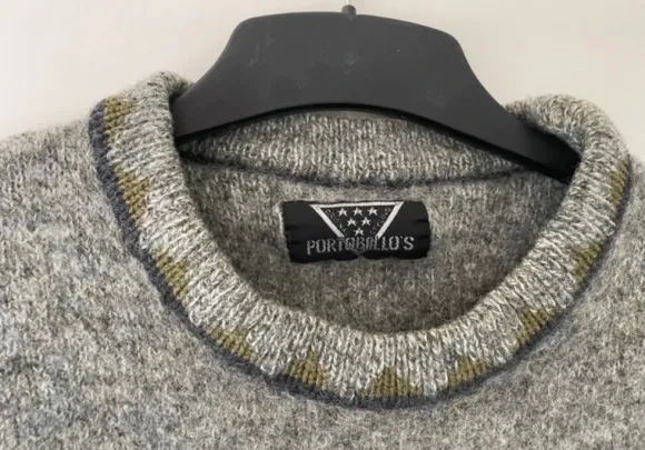 portobellos pullover