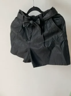 Promod Shorts Schwarz Gr. 38 High Waist mit Gürtel Elegant 🔥