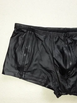 Pu-Leder Shorts