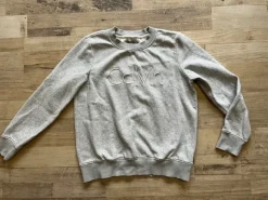 Pulli Größe S