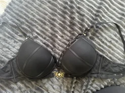 Push-Up BH schwarz