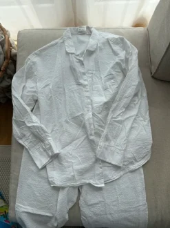 Pyjama zweiteilig in weiss