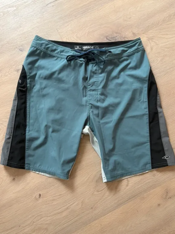 Rip Curl Boardshort, Badeshort, Badehose, Gr. 34