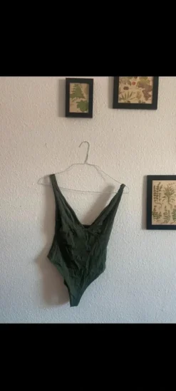 Ripped Bikini Badeanzug gerippt salbeigrün
