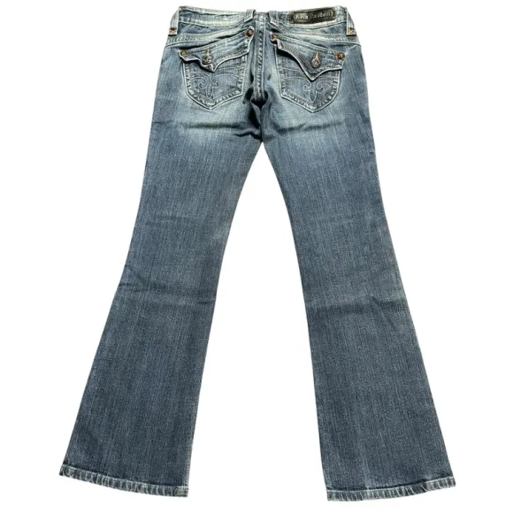 Rock Revival flared/bootcut low waist wome deisgner jeans(w28)