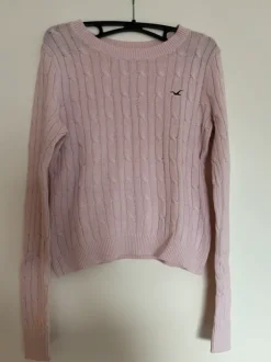 Rosa Pullover von Hollister mit Zopfmuster
