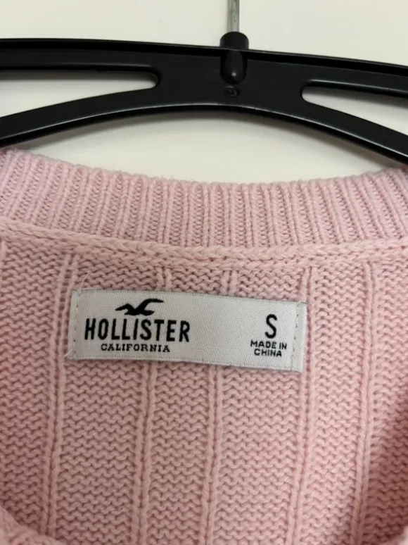 Rosa Pullover von Hollister mit Zopfmuster