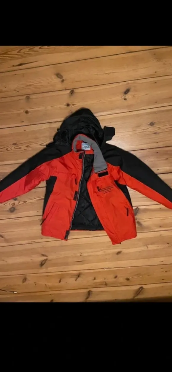 Rote seltene Y2k Übergangs/Regenjacke Windbreaker Retro Vintage Style