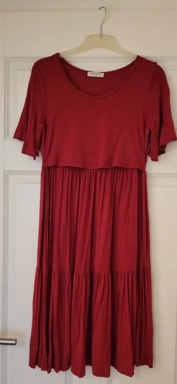 rotes Schwangerschafts-und Stillkleid der Marke Smallshow (S)