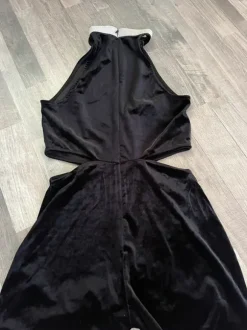 Samt jumpsuit schwarz
