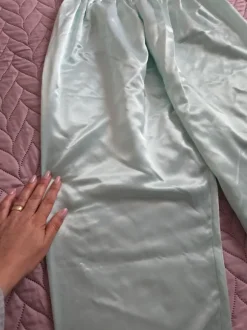 Satinpyjama