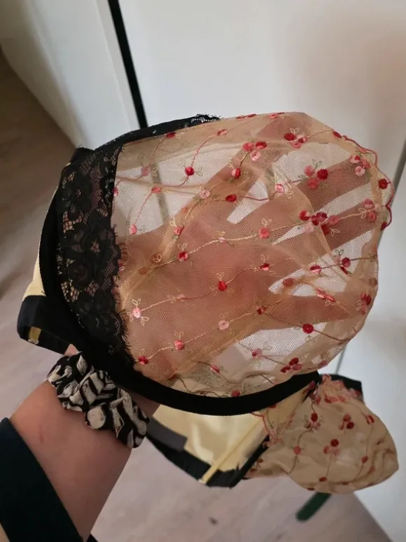 Savage x Fenty Petal Yellow bh 44G