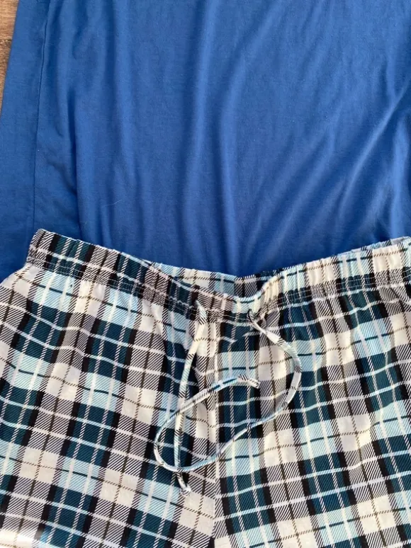 Schlafanzug Größe M blau