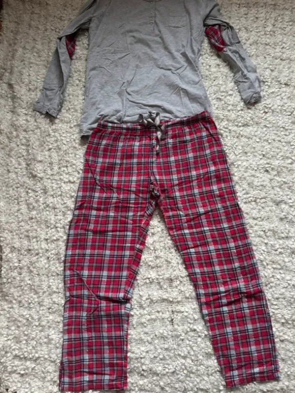 Schlafanzug Set