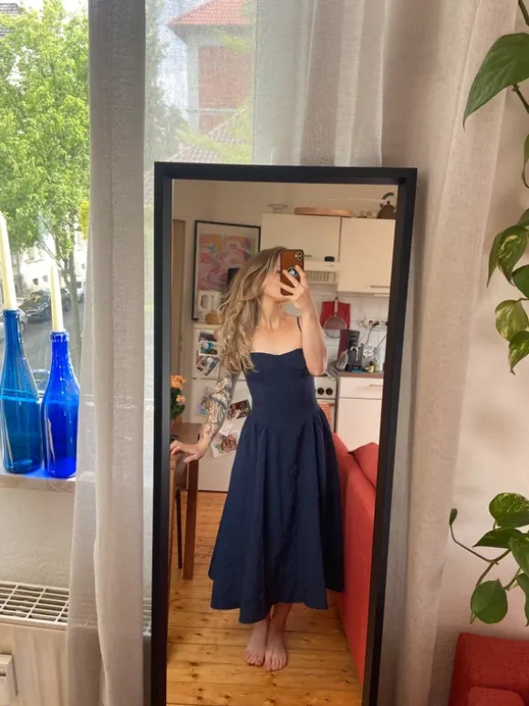 Schlichtes Kleid