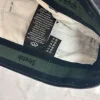 Schöne Männer Jeans