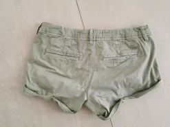 Schöne Shorts von A&F in W27