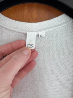 Schöne Strickjacke von S. Oliver/ Creme/ helles Beige, Größe XL