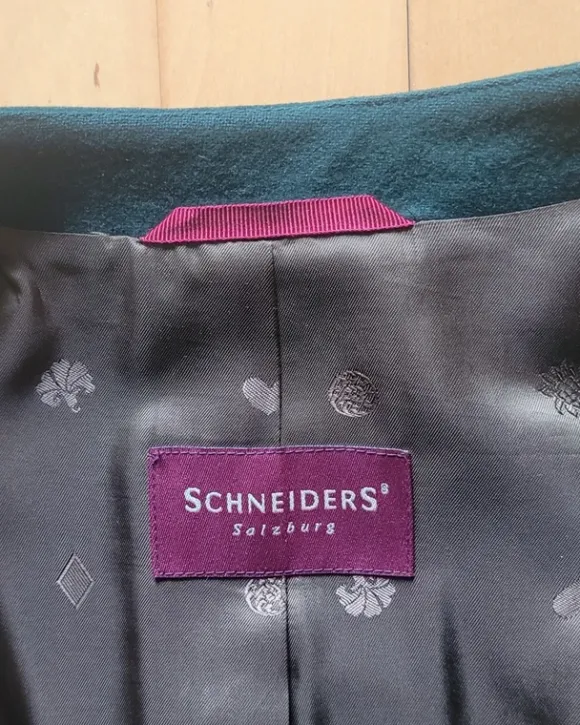 Schneiders-Salzburg Trachtenjacke mit "SeidenSticker" Hemd