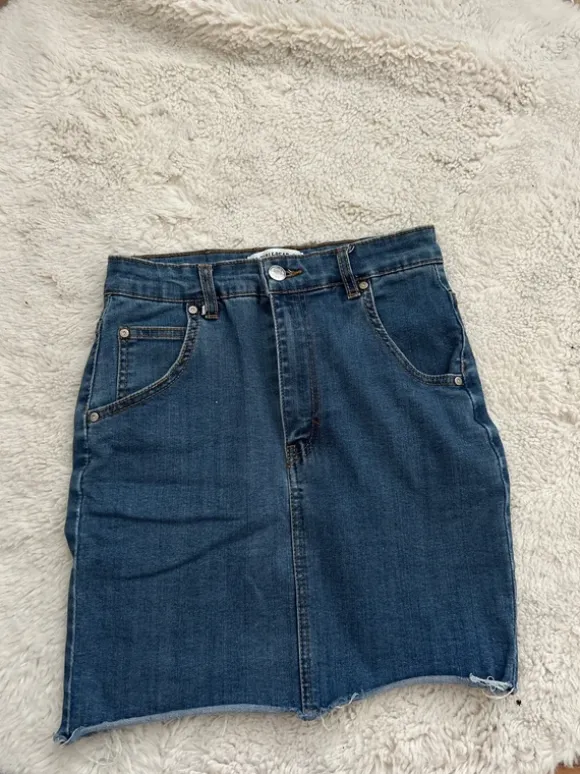 Schöner Jeansrock