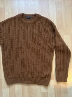 Schöner Pullover