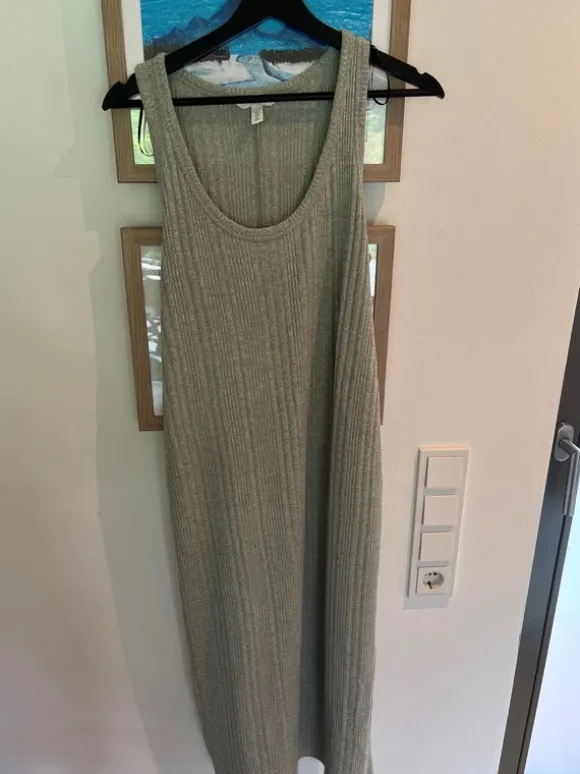 Schönes Schwangerschaftskleid M H&M