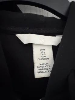 Schwarze Hoodie-Jacke von H&M in Größe L 🖤