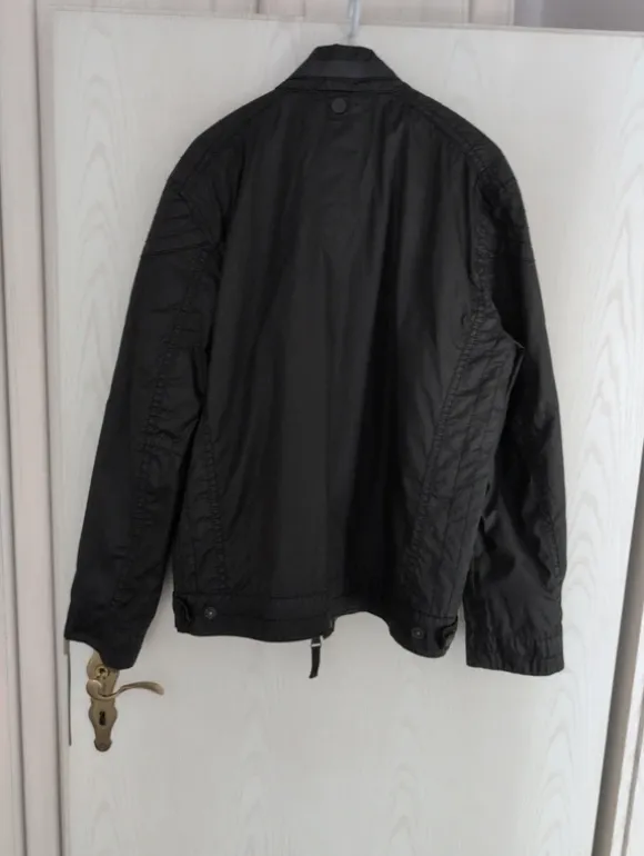 Schwarze Jacke Calamar Gr. 56