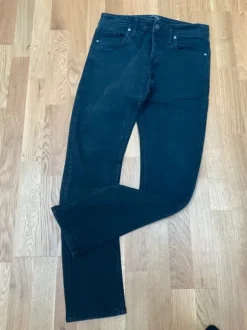 schwarze Jeans v. Jack&Jones - Slim Fit / Tim -
