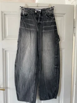 Schwarze Jeans von Bershka
