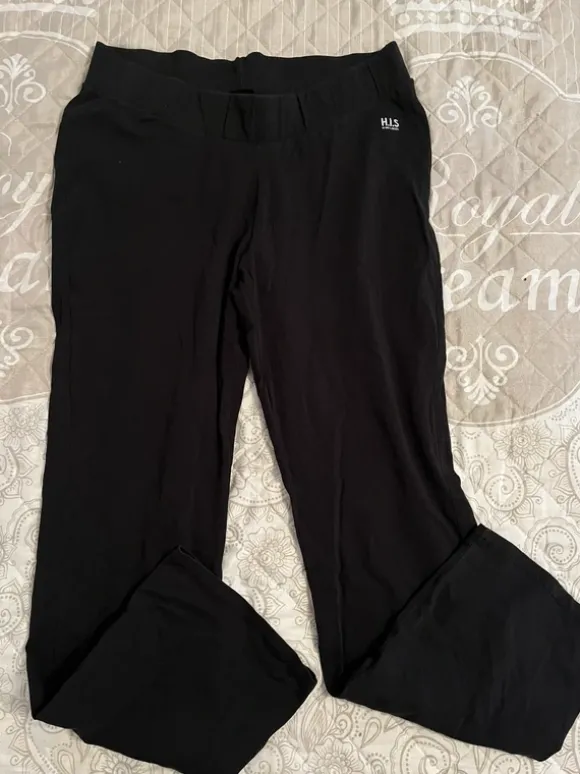 schwarze Jogginghose