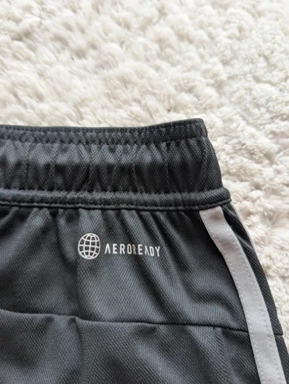 Schwarze Sporthose von Adidas Größe S