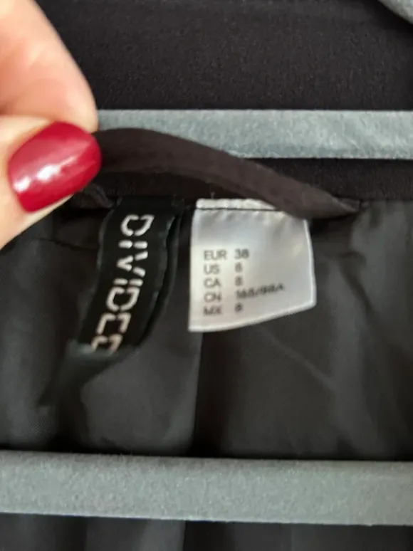 Schwarzer Kurzblazer H&M, Gr. 38