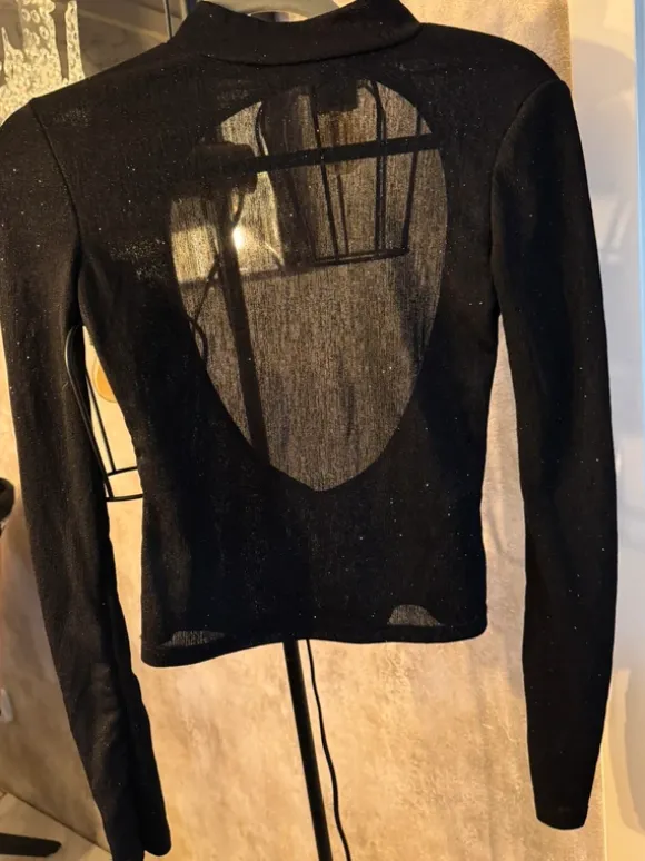 Schwarzes Glitzer Mesh Oberteil Rückenfrei S