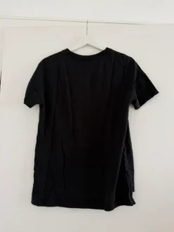 schwarzes Nike T-Shirt