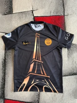Schwarzes Trikot