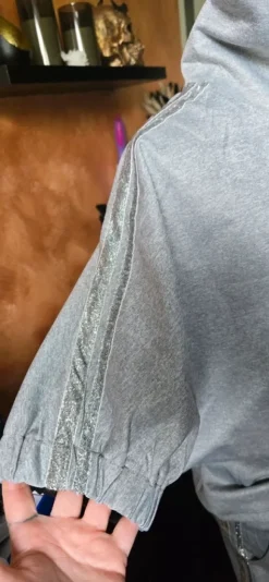 Süßer Jogginganzug mit Glitzer