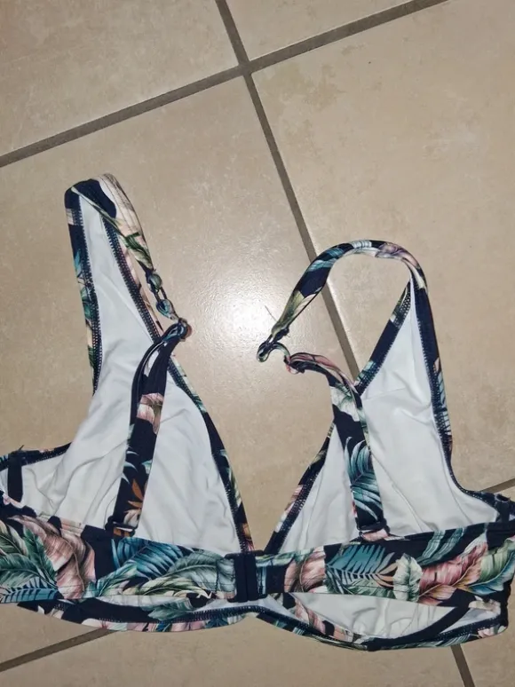 Süßes Bikini Oberteil 42 D