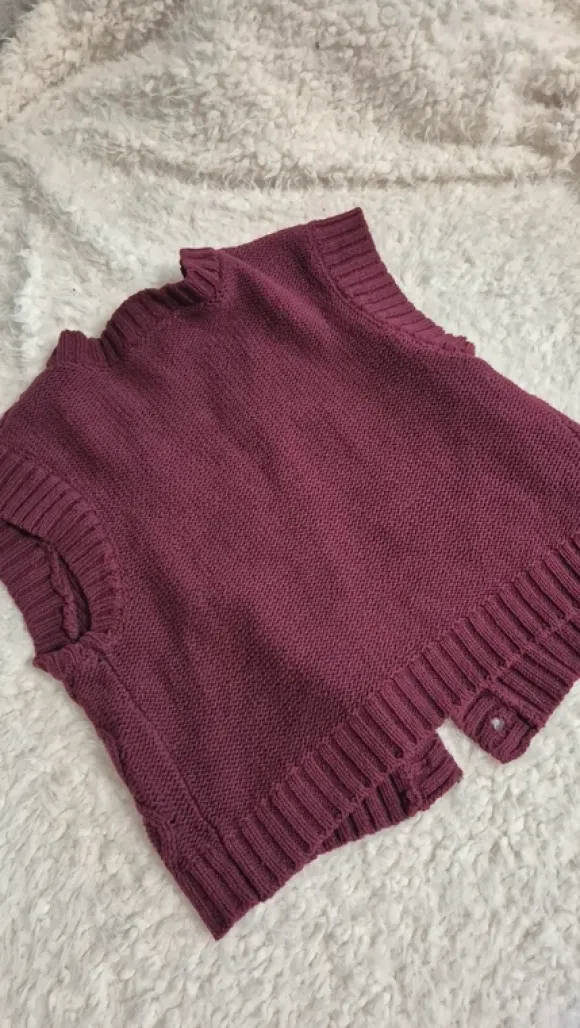 Süßes Coquette Oberteil zum Knöpfen Cardigan dunkelrot