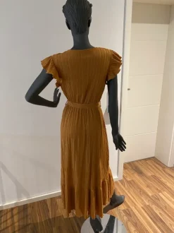 Süßes Sommerkleid in toller Farbe