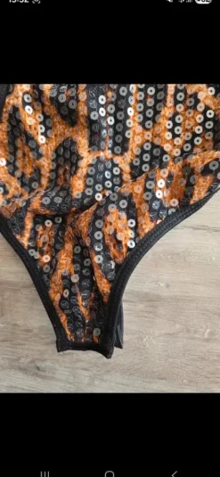 Sexy body met pailletten tijgerprint 🌸