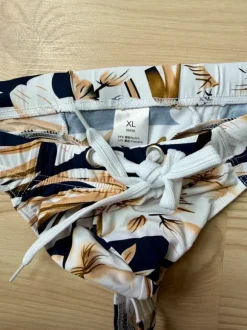 Sexy Herren Badestring, String Tanga, Slip - Gr.XL - NEU